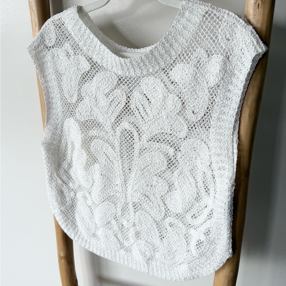 POL Romantic Boho Round Neck White Crochet Loose Knit Sleeveless Sweater Top OS - Picture 10 of 15